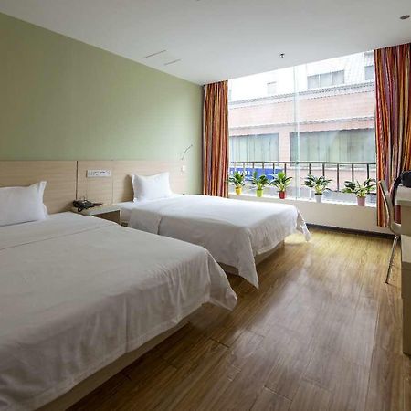 E+ Hotel Guangzhou Baixin Branch エクステリア 写真